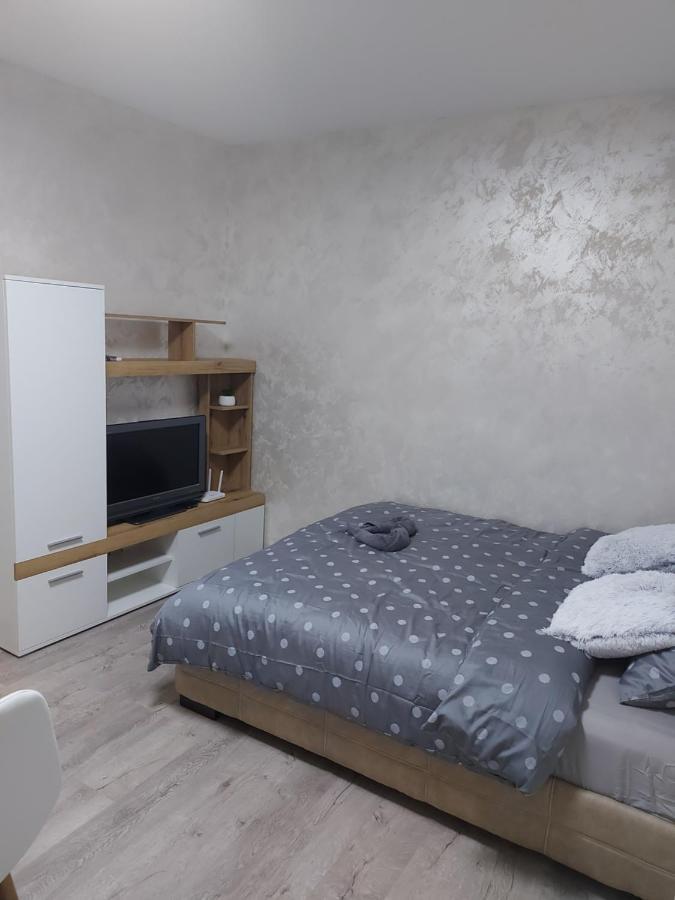 Apartman Mikikiki Белград Экстерьер фото
